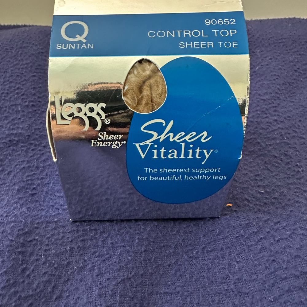 L'eggs Sheer Energy Control Top Pantyhose/ NWT - Picture 3 of 4